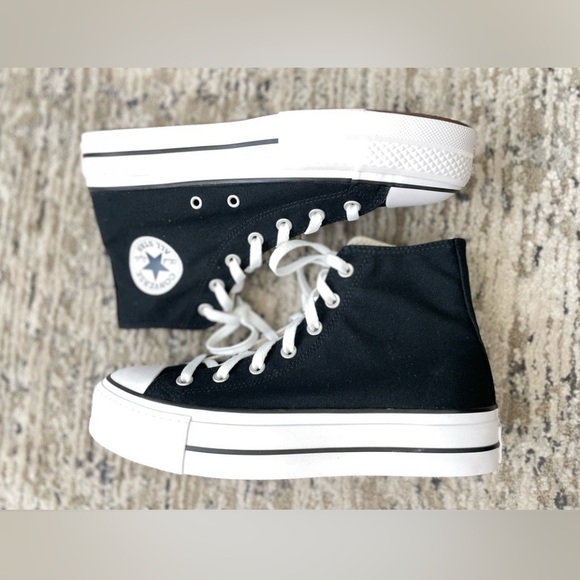New Converse Chuck Taylor All Star Lift High Tops Black Platform size 7 - Picture 2 of 11
